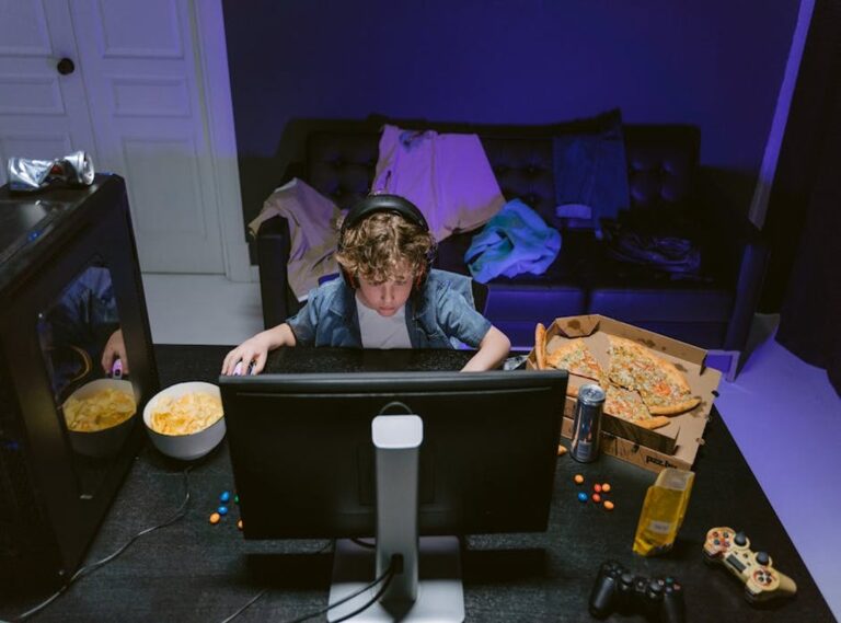 How Online Gaming Has Evolved Thehakegamer